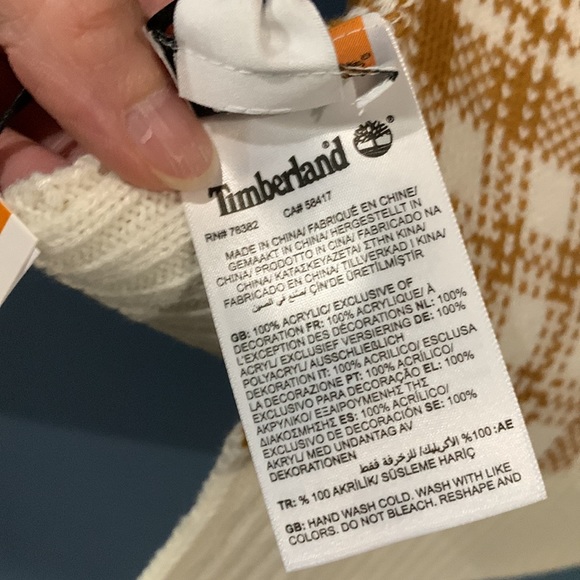 Timberland cream and gold scarf - Picture 7 of 7